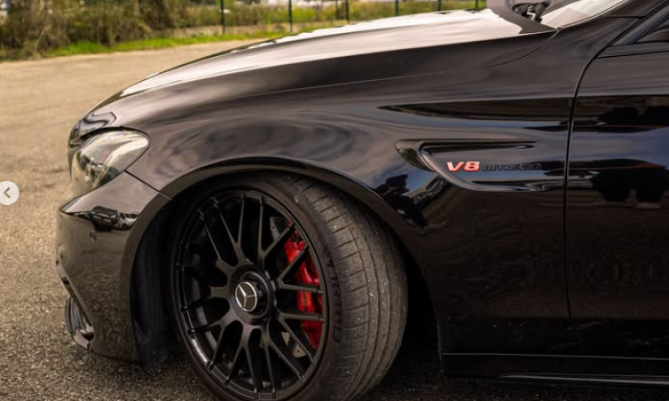 Entretien de Mercedes AMG à Saint-Jean-de-Bournay